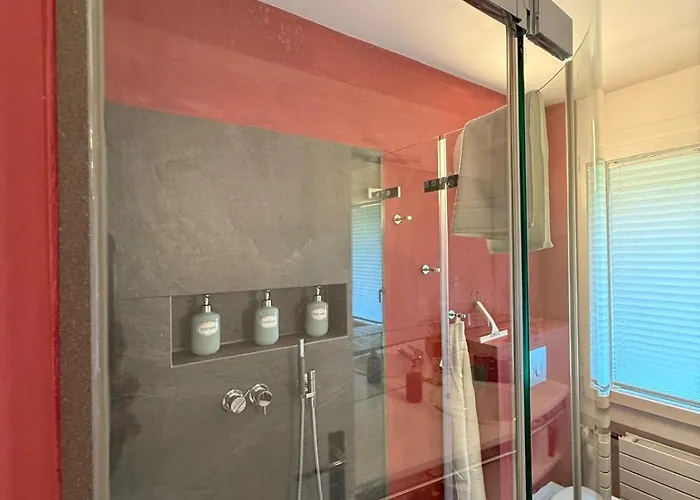 Lavida Star Alpine Hideaway Thun, Sauna, Free Parking Blumenstein